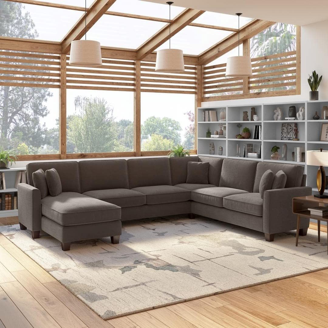 Moscow U-Shape Sofa – Modern Spacious Sectional