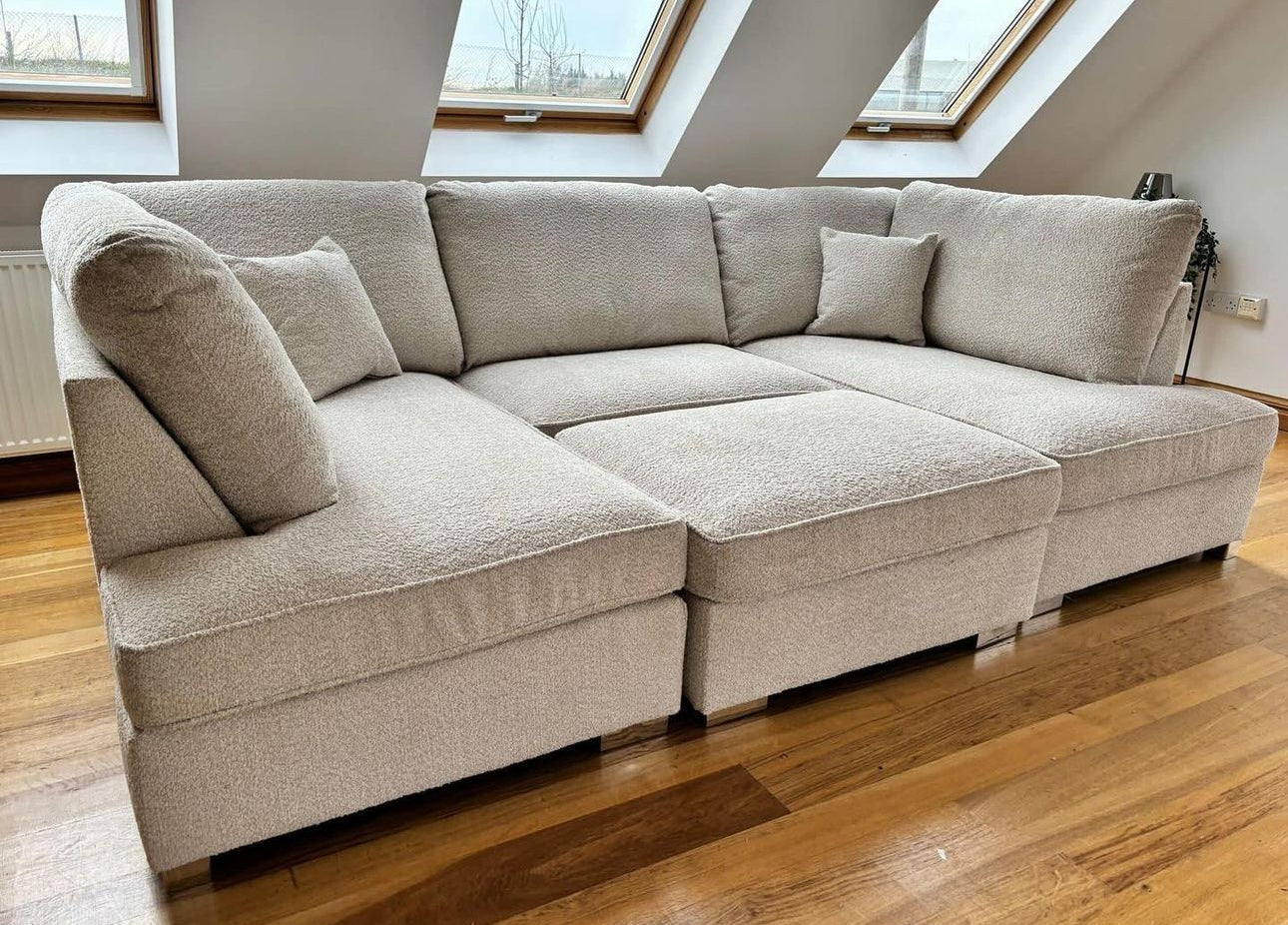 Carnaby Small U-Shape Sofa with Footstool in Cream Teddy – Modern Sectional Couch