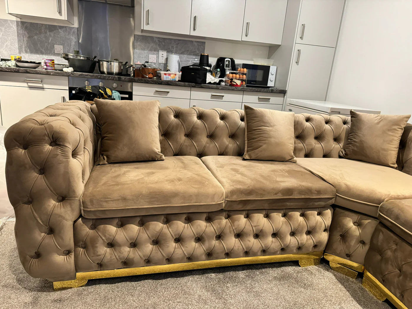 Khalifa New Luxury Chesterfield 5 Seater Round Arm Corner Couch | ABI Convenient Store
