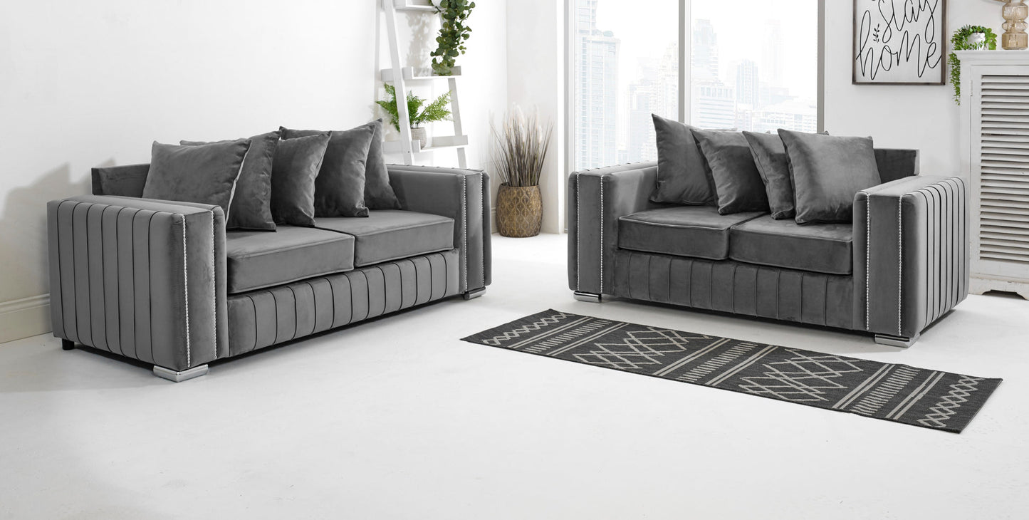 Layla 3+2 Scatterback Sofa Set – ABI Convenient Store